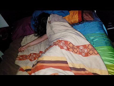 ❤️ Stepson ag bualadh lena leasmháthair óg agus í ina codladh. ❌ Porn ardchaighdeáin ag porn % ga.dreamypassionjourney.ru%  ❌️❤